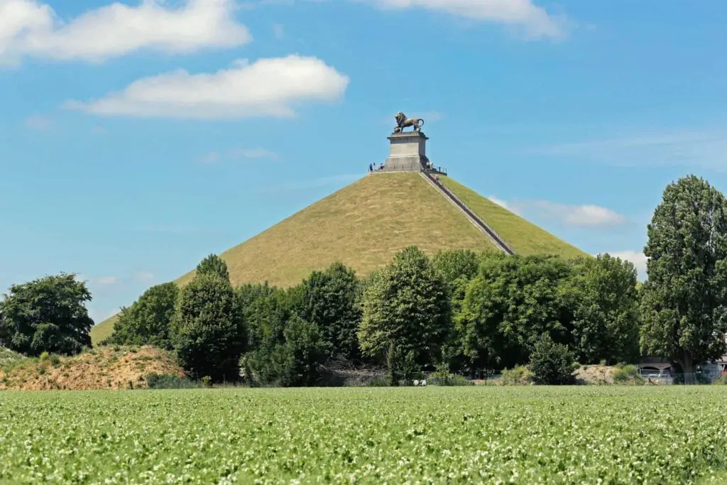 Het monument van waterloo kom je tegen tijdens je wandeltocht in België