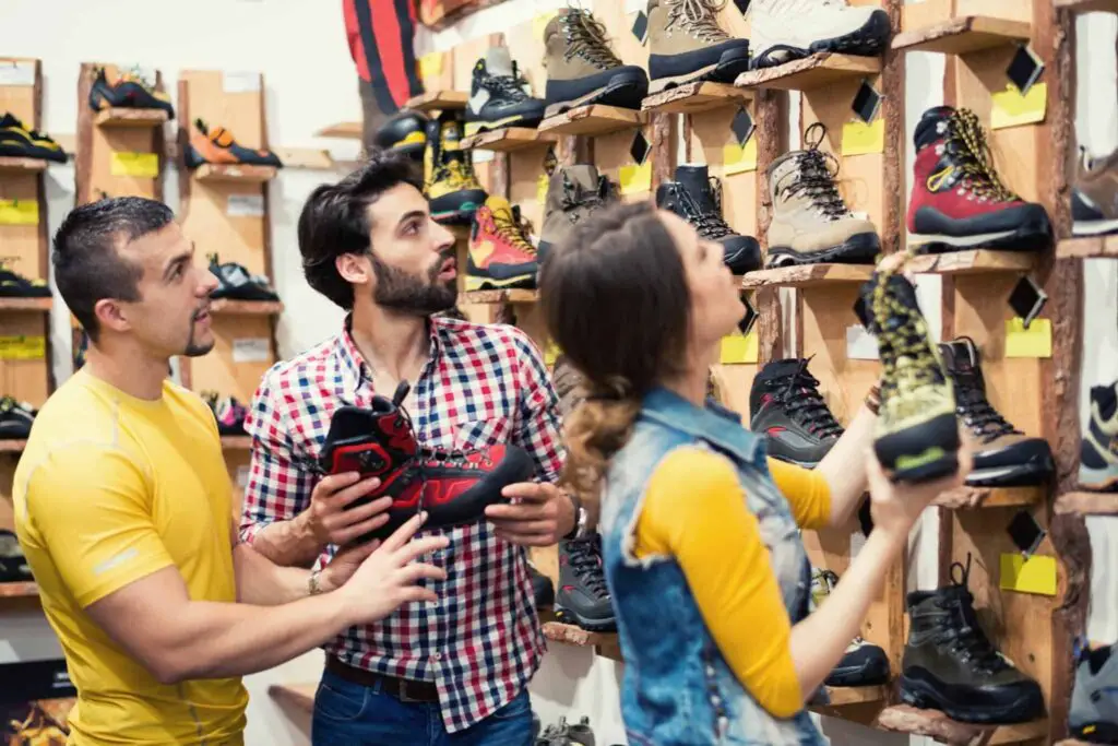Alles over het kopen van wandelschoenen! 6 Wandelschoenen kopen, waar op letten? tips