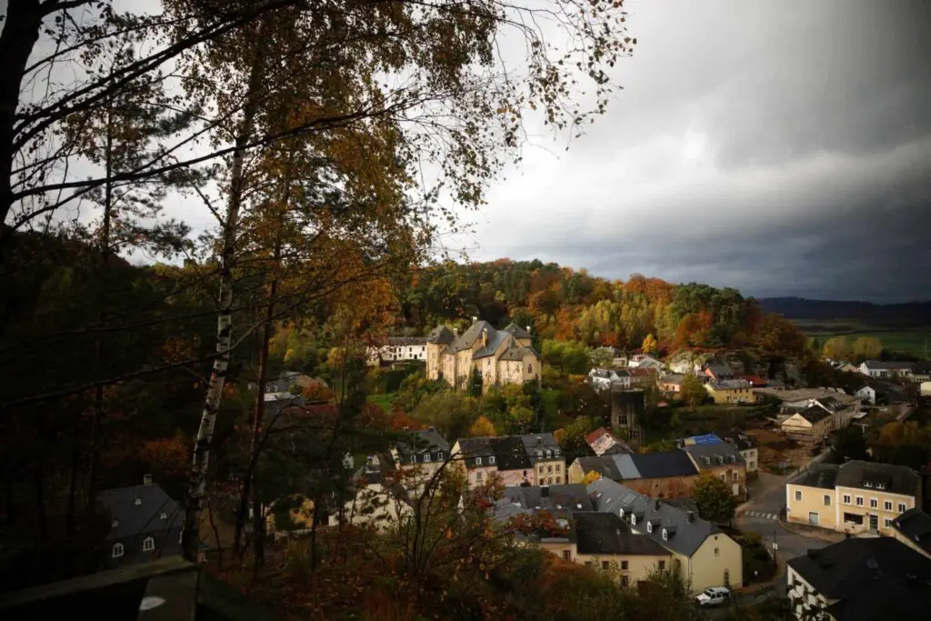De 15 mooiste kastelen in Luxemburg 15 Kastelen in Luxemburg, kasteel bourglinster