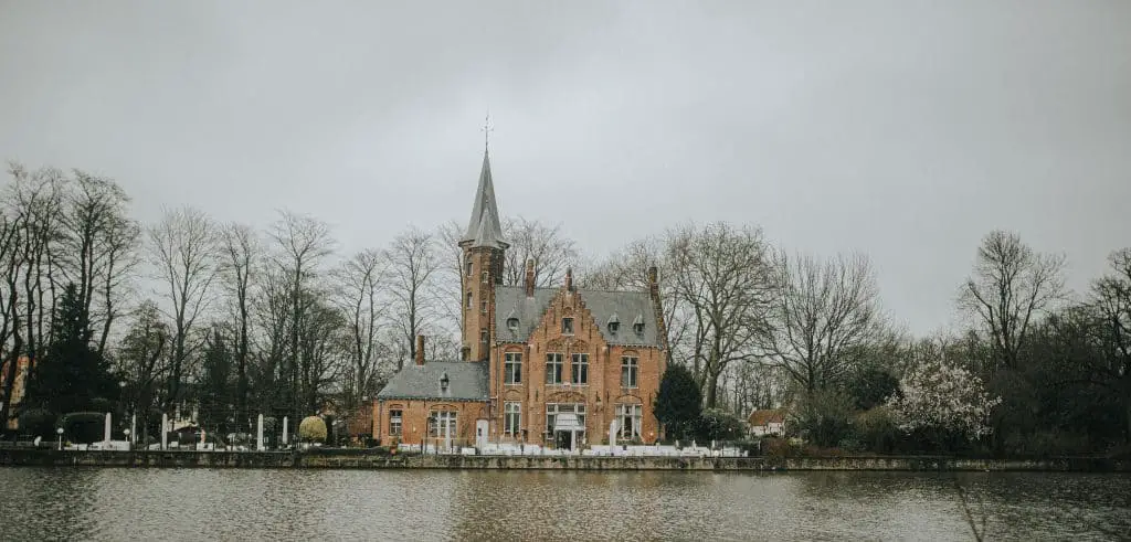 De 13 beste bezienswaardigheden in Brugge 11 Minnewater, bezienswaardigheid Brugge