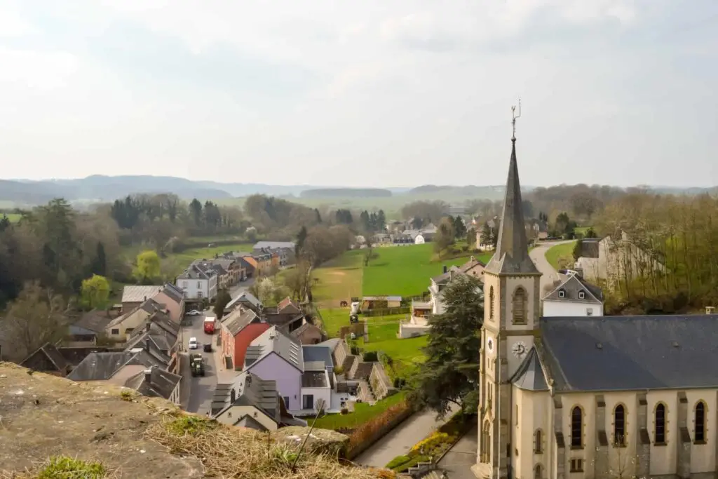 De 6 mooiste plekken van Luxemburg! 7 De streek Guttland is een perfect gebied om te wandelen tijdens je vakantie in Luxemburg