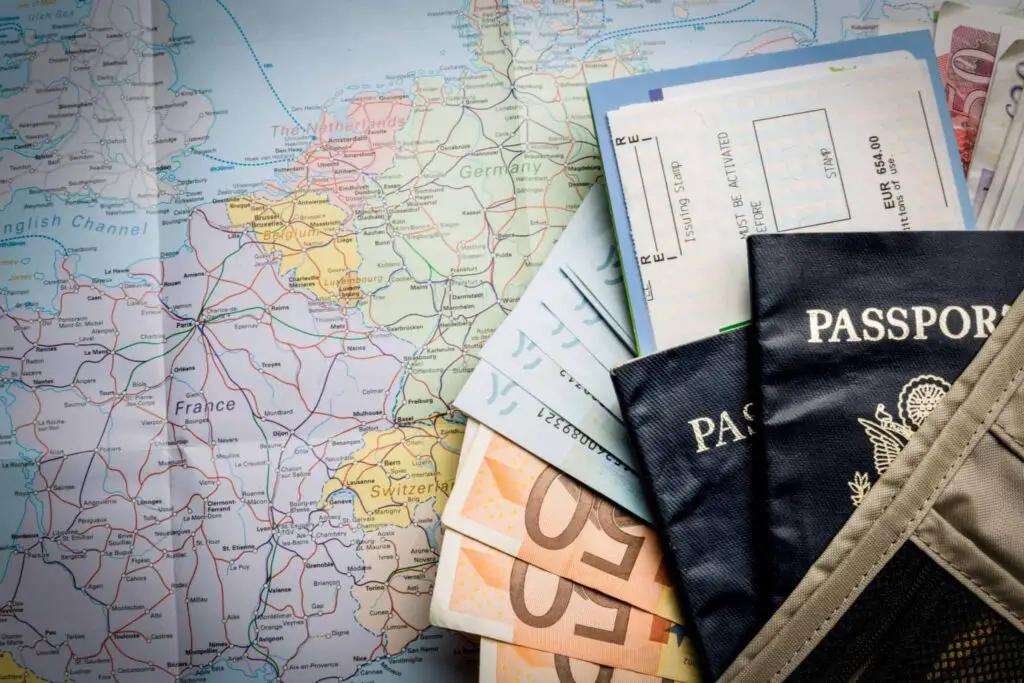 Hoe vind je de goedkoopste vliegtickets voor je gezin? 1 manieren om goedkope vliegtickets te vinden