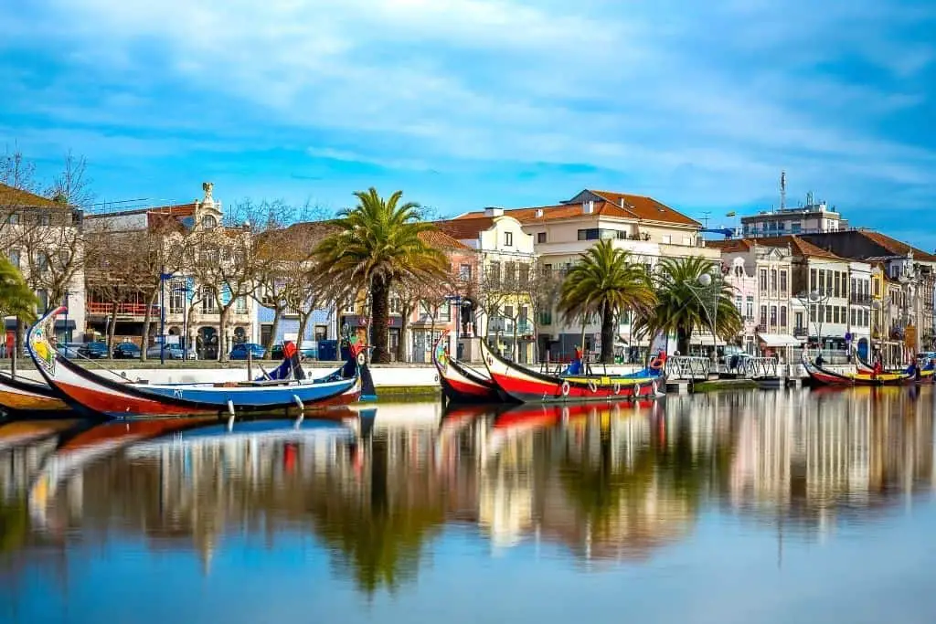 De 17 mooiste plekken van Portugal voor jou op een rijtje gezet! 19 Ook aveiro biedt vele bezienswaardigheden