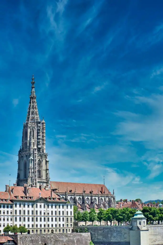 De allermooiste bezienswaardigheden van Bern! 6 De kathedraal van Bern