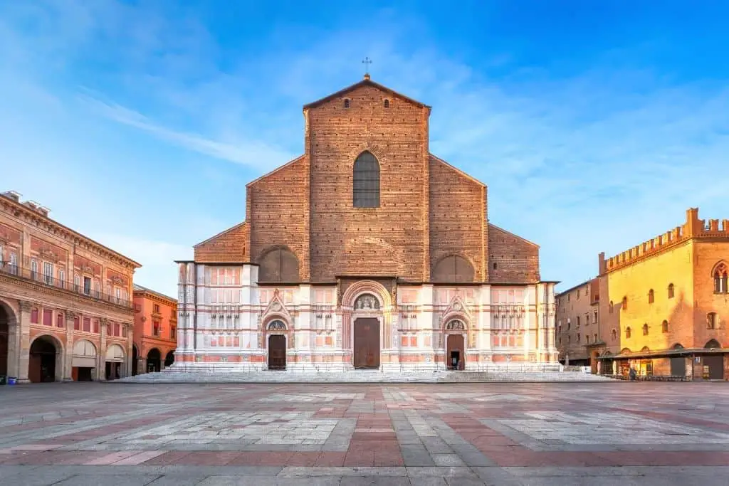 De beste bezienswaardigheden Bologna, Italië! 8 Basilica di San Petronio