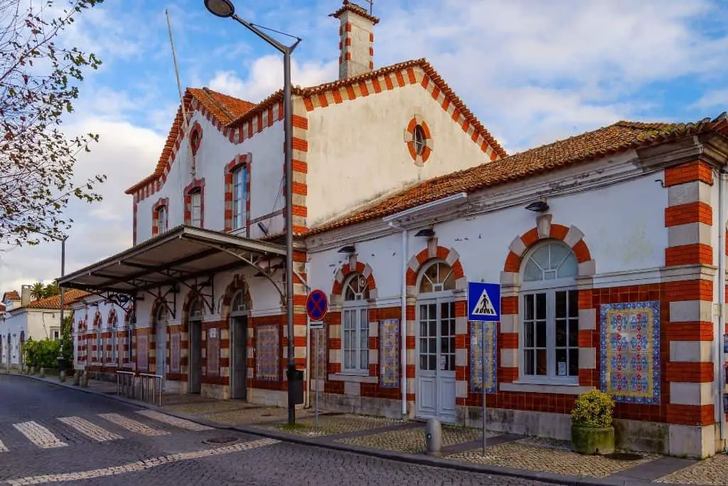 Sintra, Portugal - Een magische plek met veel bezienswaardigheden! 5 Treinstation Sintra