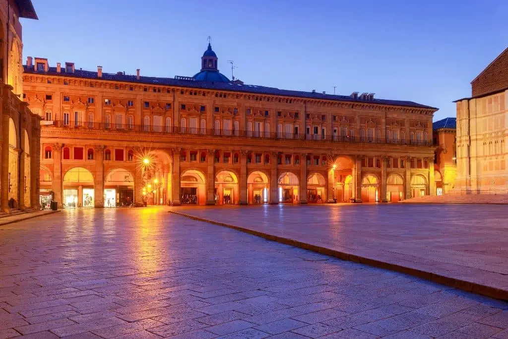 De beste bezienswaardigheden Bologna, Italië! 6 Maggiore plein Bologna
