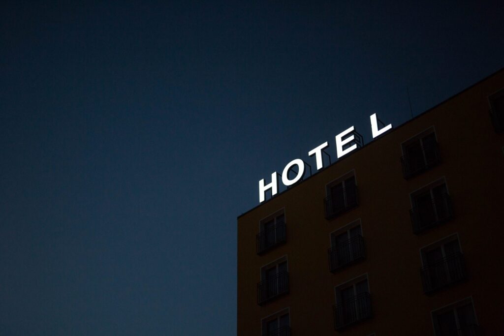 Ontdek de Bezienswaardigheden van Reykjavik: Van Moderne Architectuur tot Historische Schatten! 16 hotel
