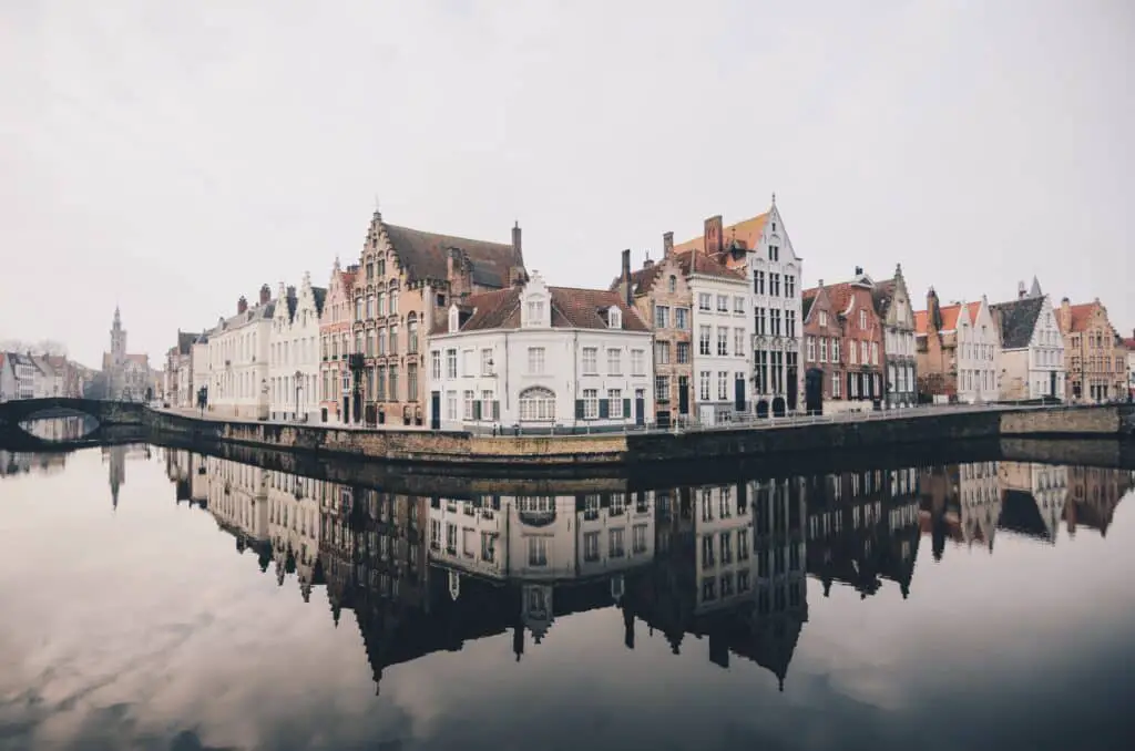 De 17 mooiste bestemmingen van Europa 2022! 7 Brugge hoort bij de mooiste plekken van Europa