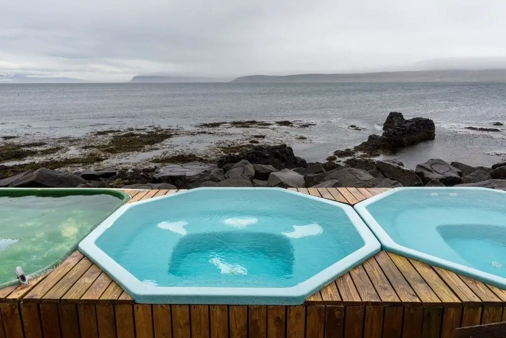 Blue Lagoon IJsland bezoeken? Dit moet je weten! 12 Drangsnes hot pots