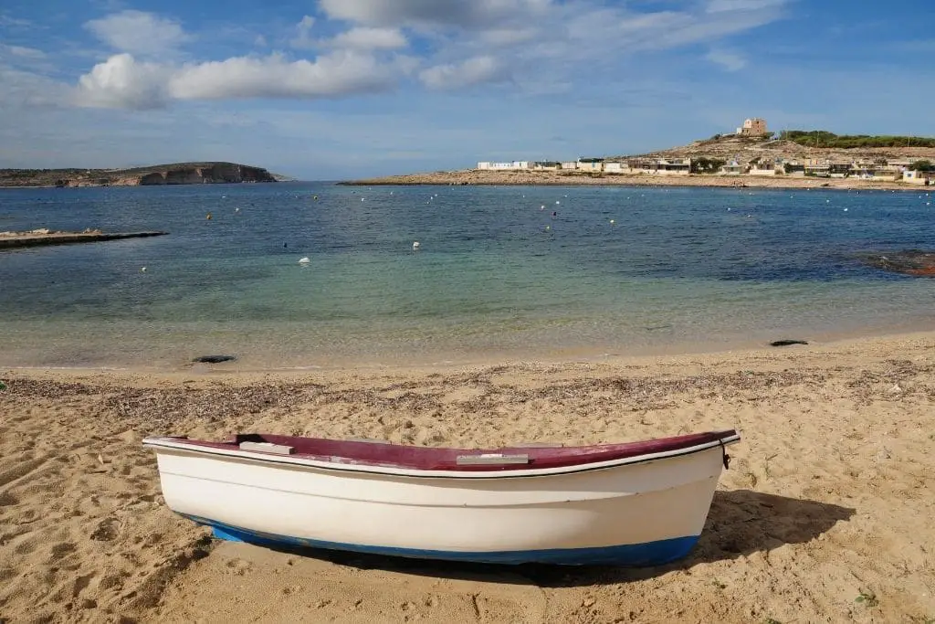 13x de mooiste stranden op Malta! 12 Armier Bay en Little Armier