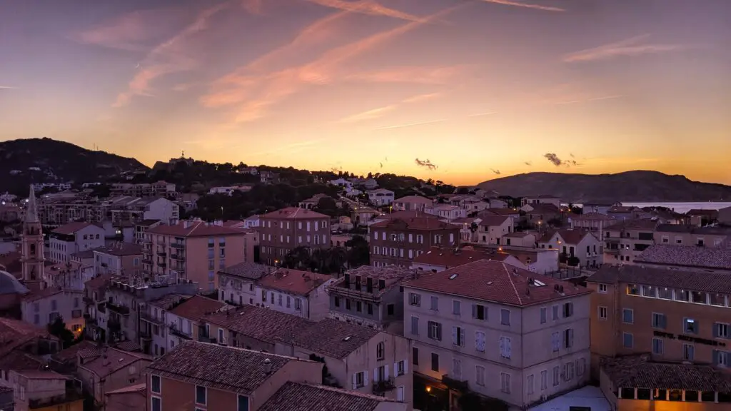 De 32 mooiste bezienswaardigheden op Corsica! 8 Corsica interessante plaatsen