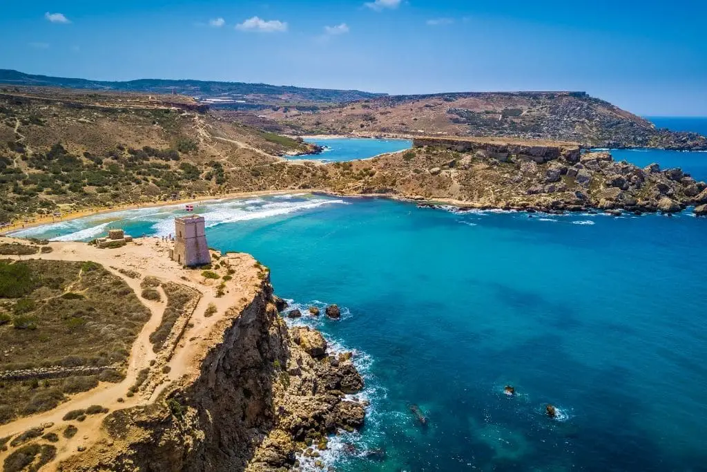 13x de mooiste stranden op Malta! 4 Ghajn Tuffieha Bay, het mooiste strand van Malta!