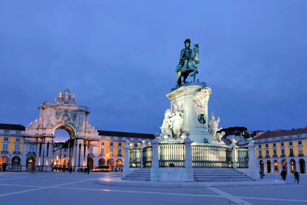 De leukste bezienswaardigheden in Lissabon 16 Praca do Comercio
