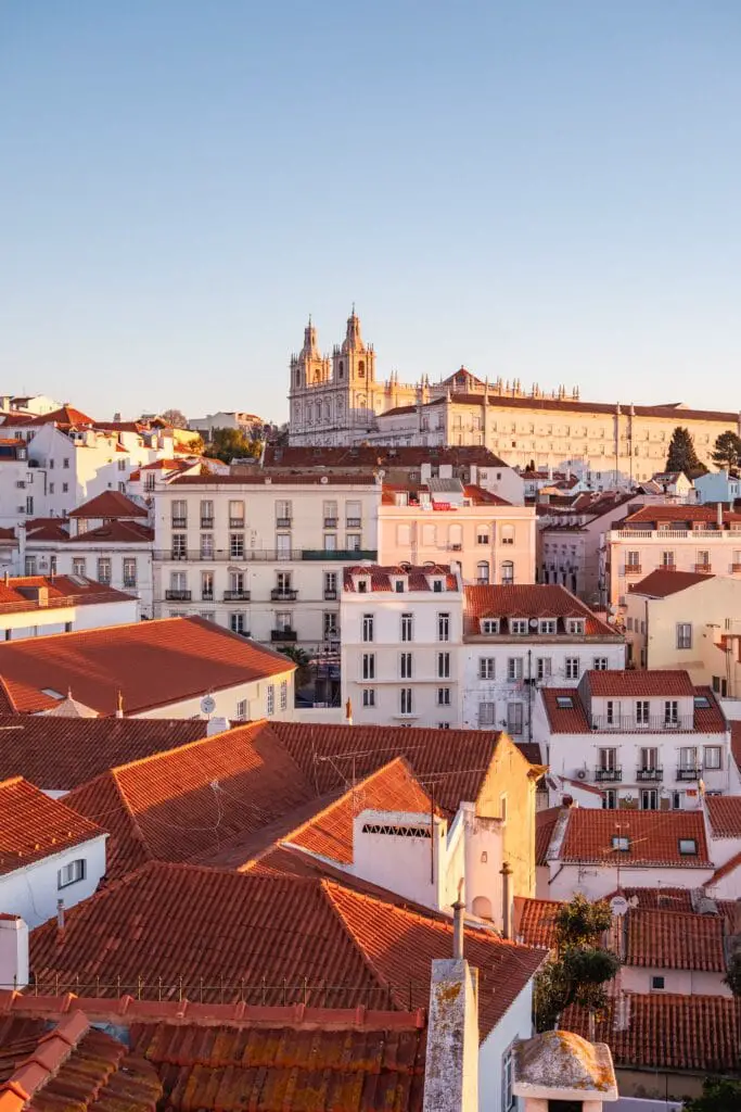 De leukste bezienswaardigheden in Lissabon 10 alfama