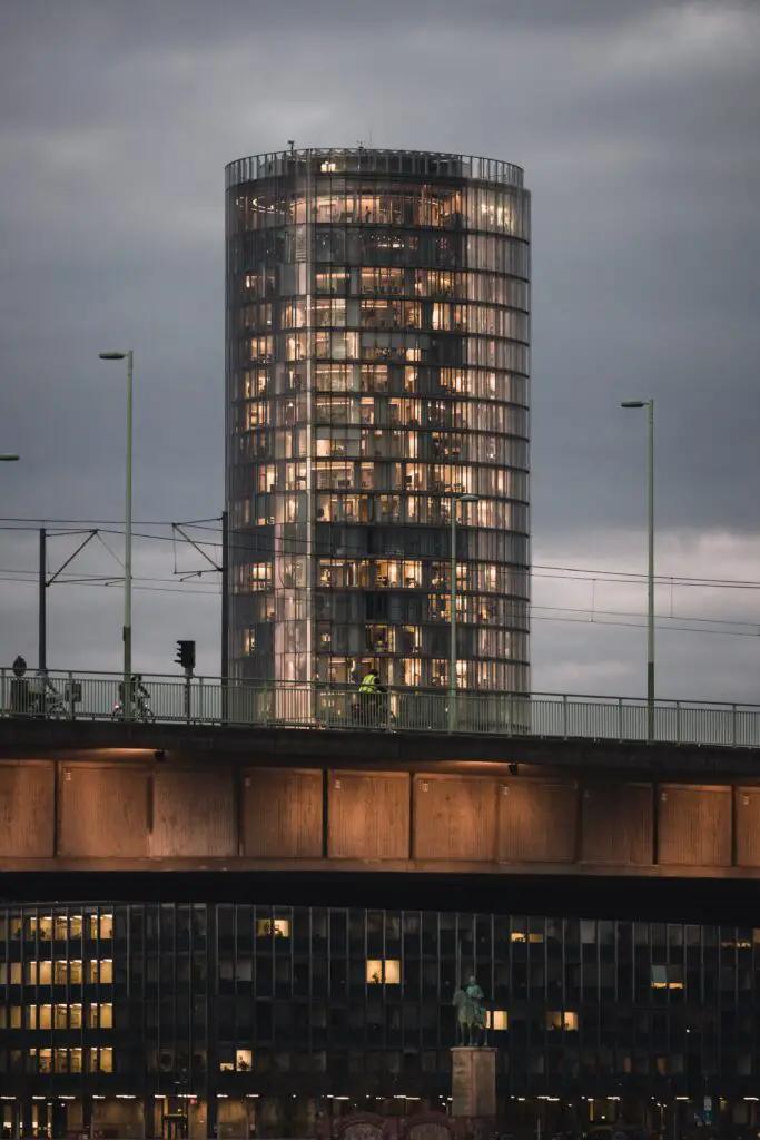 Bezoek de historische stad Keulen 16 KölnTriangle