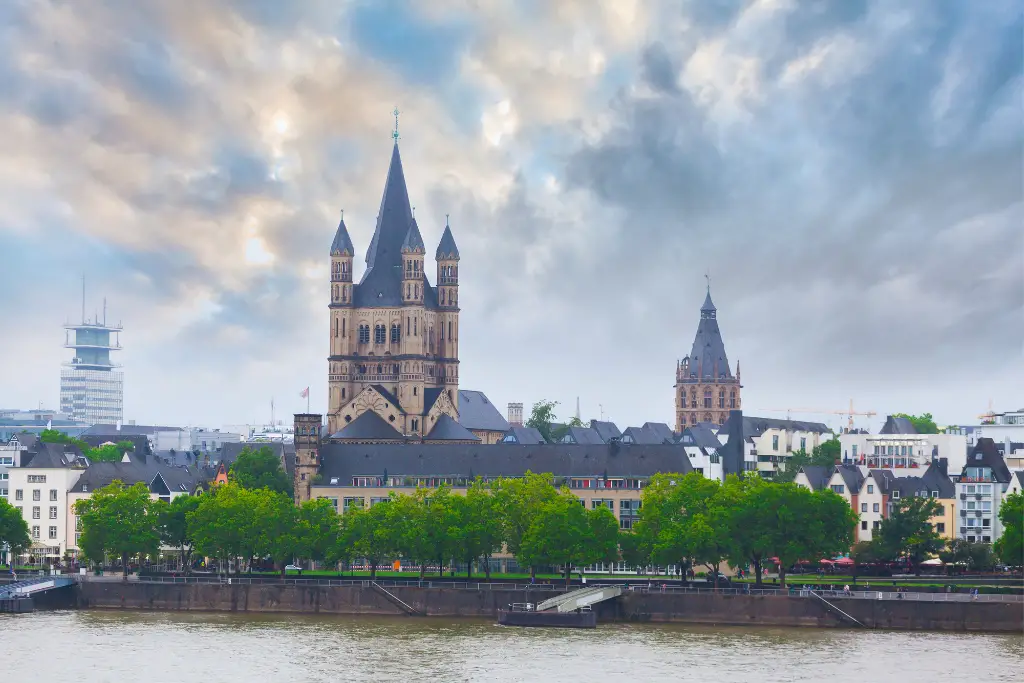 Bezoek de historische stad Keulen 15 st. martin kerk keulen