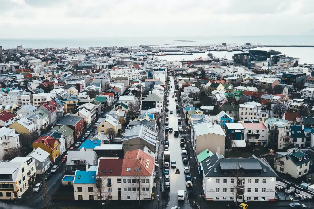 Ontdek de Bezienswaardigheden van Reykjavik: Van Moderne Architectuur tot Historische Schatten! 20 praktische tips reykjavik